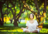 九游体育直播-Doinb新星爆冷惊艳全场，TES虽败犹荣未来可期